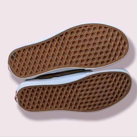 Vans yellow white checkered skate shoes EUC 6 - Picture 4 of 10